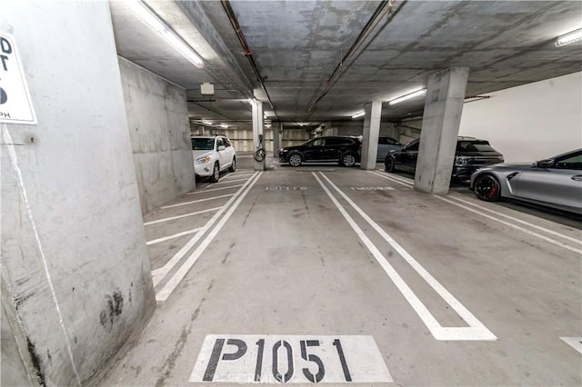 1155 S Grand Ave Unit 1008, Los Angeles, CA 90015 - view of parking deck