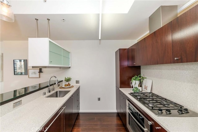 1155 S Grand Ave Unit 1008, Los Angeles, CA 90015 - kitchen featuring stainless steel appliances, dark wood-style flooring, tasteful backsplash, and modern cabinets