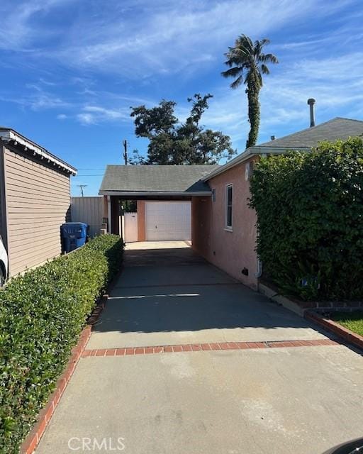 1220 W L St, Wilmington, CA 90744 - garage with driveway