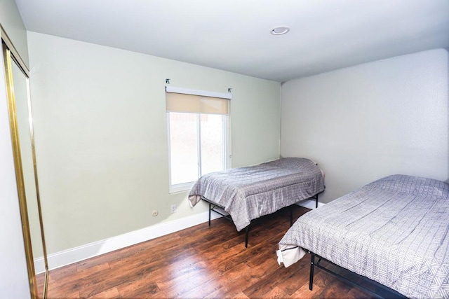 1560 Cavernt Pt, Chula Vista, CA 91911 - bedroom with wood finished floors and recessed lighting