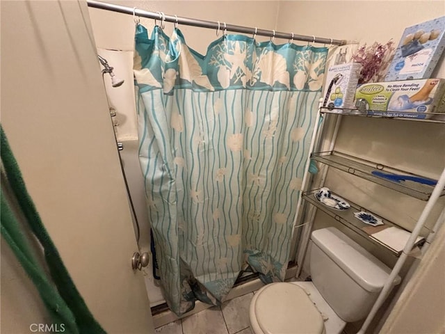 550 W Regent St Unit 338, Inglewood, CA 90301 - bathroom featuring a shower with curtain and tile patterned flooring