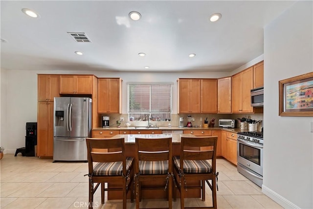 7242 Hesperia Ave, Reseda, CA 91335 - photo 13