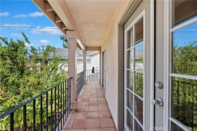 7242 Hesperia Ave, Reseda, CA 91335 - photo 2