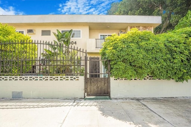 6904 Radford Ave Unit 1, North Hollywood, CA 91605 - photo 1