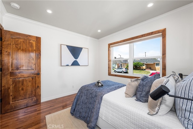 5116 Faust Ave, Lakewood, CA 90713 - bedroom with wood finished floors, crown molding, and recessed lighting