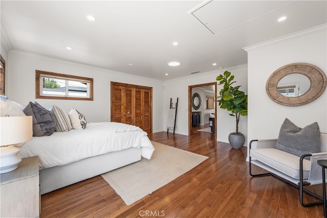 5116 Faust Ave, Lakewood, CA 90713 - bedroom featuring wood finished floors, recessed lighting, a closet, and crown molding