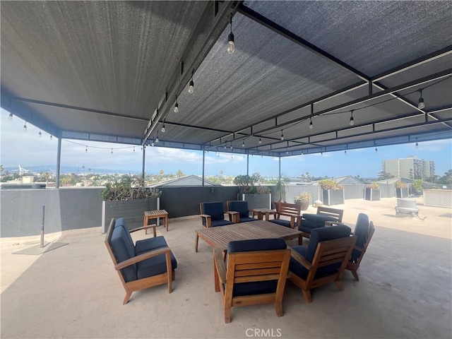 838 Pine Ave Unit 510, Long Beach, CA 90813 - view of patio