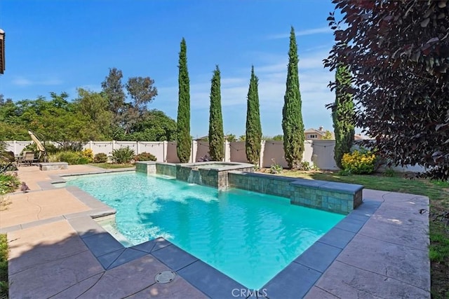 16858 Mariposa Ave, Riverside, CA 92504 - view of pool with an in-ground hot tub, a patio, and a fenced backyard