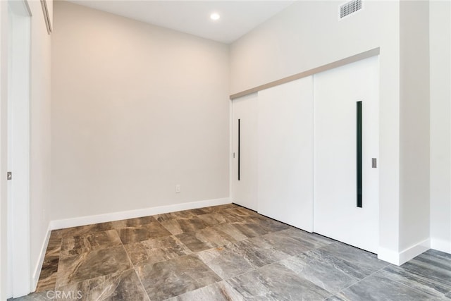 1922 Edgefair Ln, Redlands, CA 92373 - unfurnished bedroom with a closet and recessed lighting