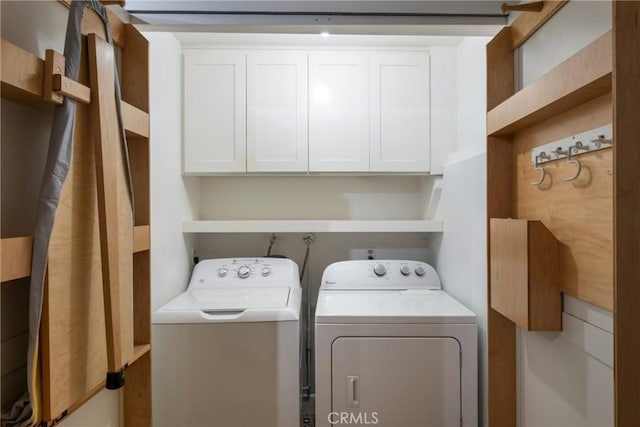 1830 N Alvarado St Unit 14, Los Angeles, CA 90026 - laundry area featuring washer and dryer and cabinet space
