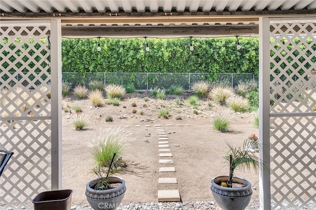 7219 Font Ave, Jurupa Valley, CA 92509 - view of yard