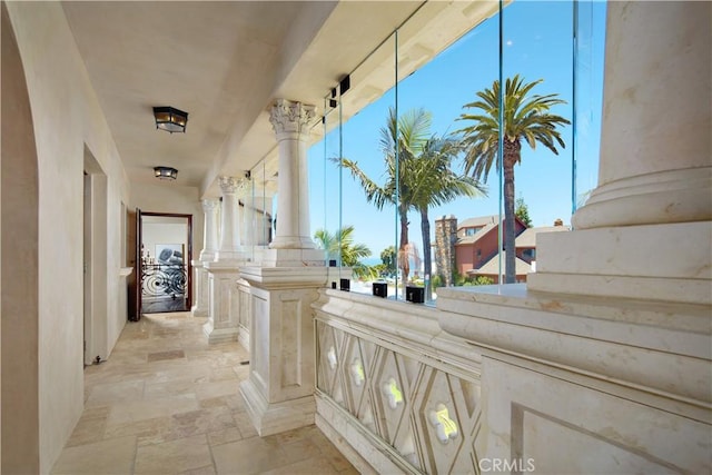 3300 Ocean Blvd, Corona Del Mar, CA 92625 - hall featuring decorative columns