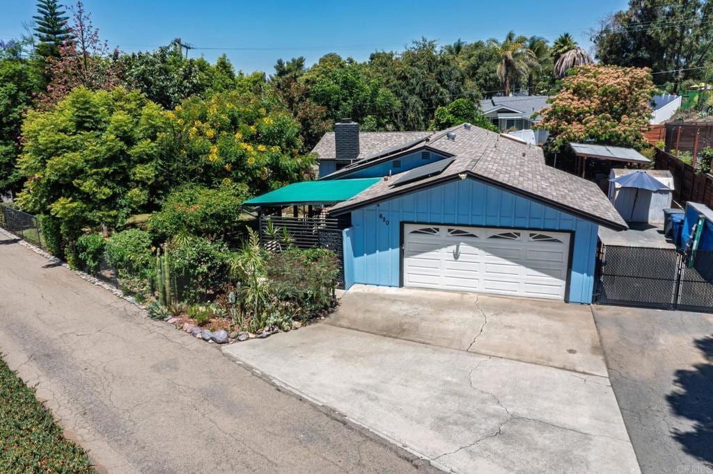 620 Sunset Dr, Vista, CA 92081 - photo 1