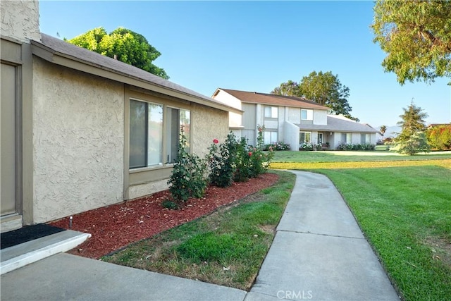 624 Pamela Kay Ln, La Puente, CA 91746 - view of grassy yard