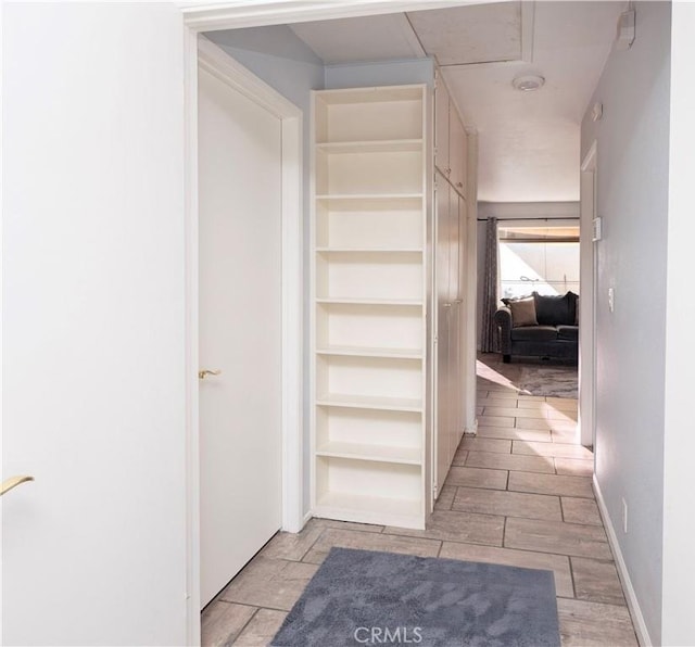 624 Pamela Kay Ln, La Puente, CA 91746 - corridor featuring baseboards