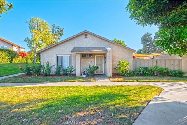 624 Pamela Kay Ln, La Puente, CA 91746 - bungalow with stucco siding