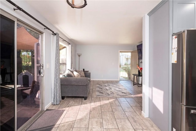 624 Pamela Kay Ln, La Puente, CA 91746 - hall featuring baseboards