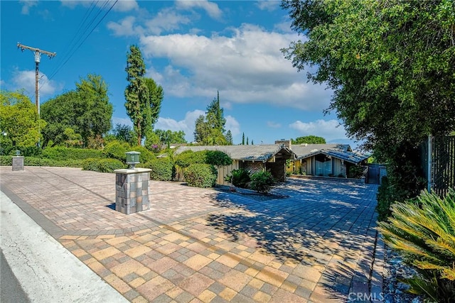 4308 Crown Ranch Rd, Corona, CA 92881 - view of front facade with a chimney