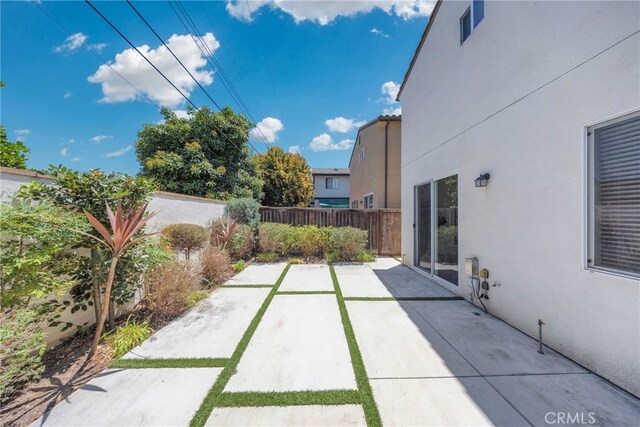 13450 Prosperity Pl, Garden Grove, CA 92843 - fenced backyard with a patio area