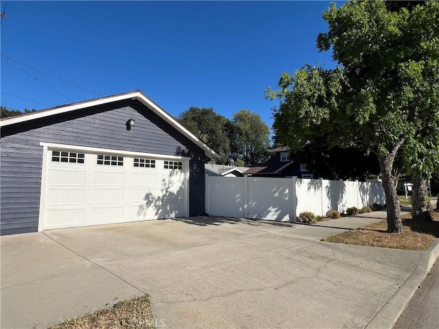 2311 6th St, La Verne, CA 91750 - view of garage