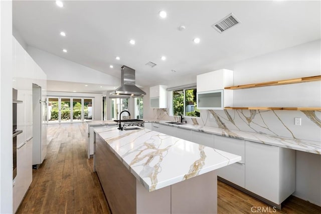 5997 E Calle Principia, Anaheim, CA 92807 - photo 17