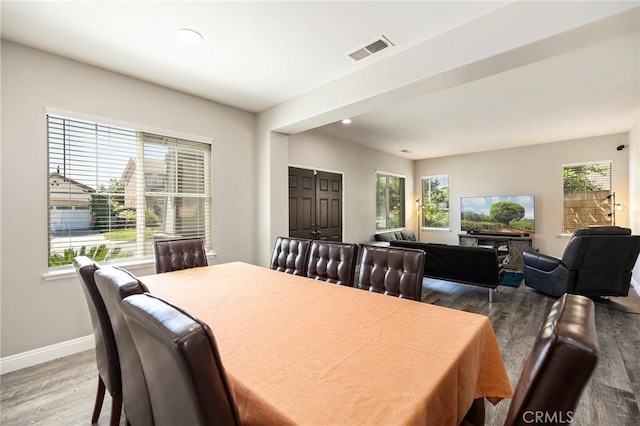33883 Vinca Ln, Murrieta, CA 92563 - dining room featuring wood finished floors and recessed lighting