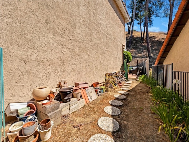 28702 Eagleton St, Agoura Hills, CA 91301 - view of yard