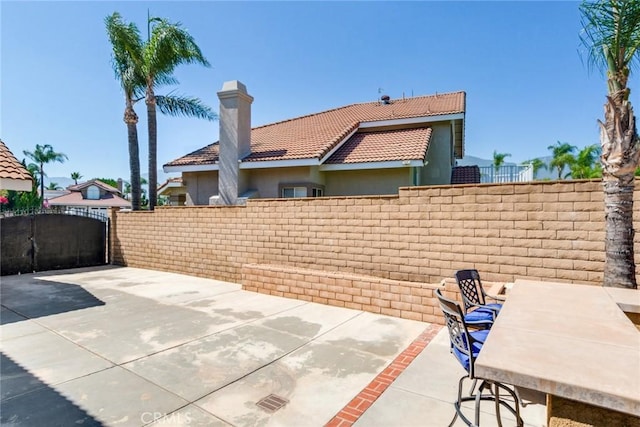 6915 Stanislaus Pl, Rancho Cucamonga, CA 91701 - view of patio / terrace
