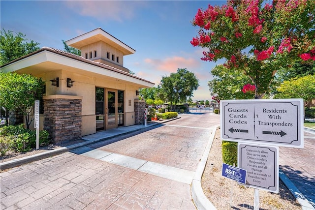 19385 Boulder St, Apple Valley, CA 92308 - view of street with curbs and a gated entry