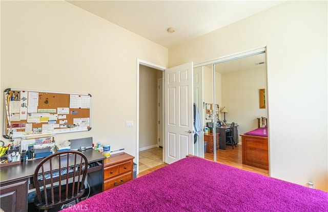 19385 Boulder St, Apple Valley, CA 92308 - bedroom featuring an office area and a closet