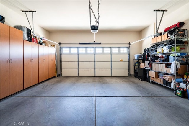 19385 Boulder St, Apple Valley, CA 92308 - garage featuring a garage door opener