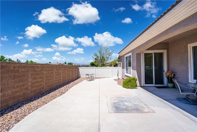 19385 Boulder St, Apple Valley, CA 92308 - fenced backyard featuring a patio area