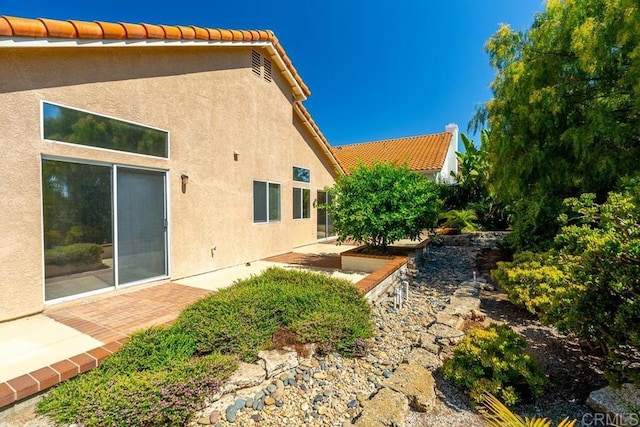 426 Debra An Dr, Fallbrook, CA 92028 - view of yard featuring a patio