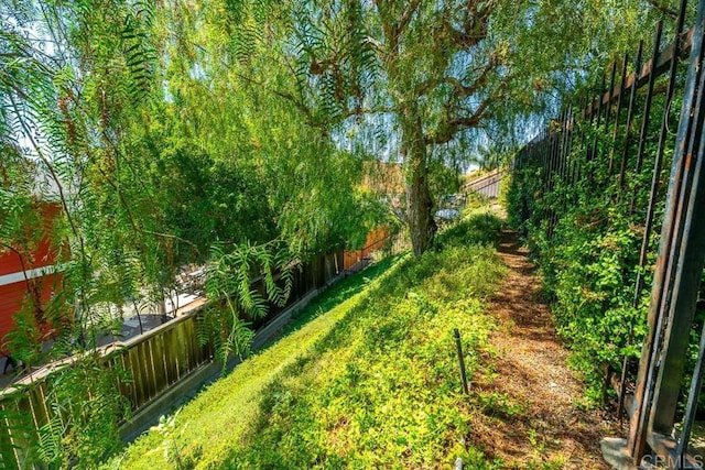 426 Debra An Dr, Fallbrook, CA 92028 - view of fenced backyard