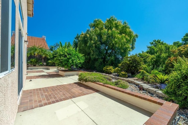 426 Debra An Dr, Fallbrook, CA 92028 - view of patio
