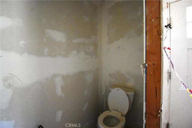 11605 La Porte Rd, Challenge, CA 95925 - bathroom featuring toilet