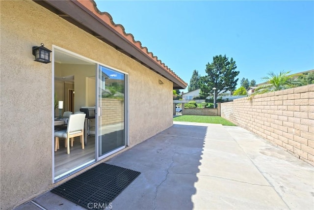 3610 Vista Glen Cir, Yorba Linda, CA 92886 - fenced backyard with a patio