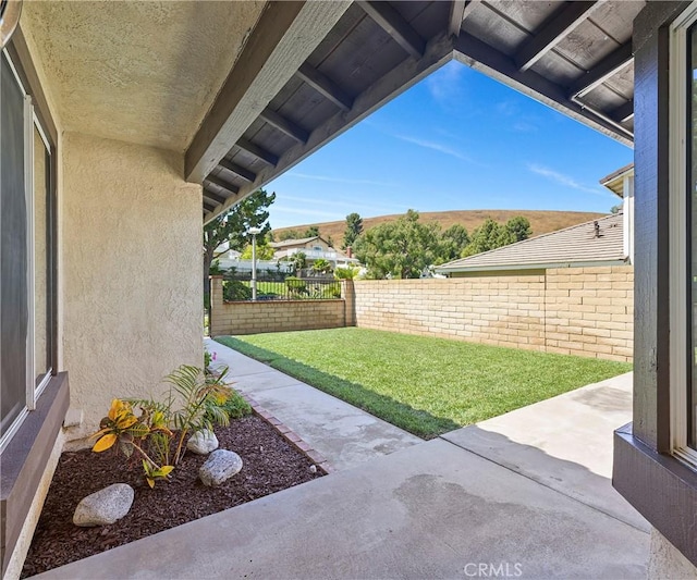 3610 Vista Glen Cir, Yorba Linda, CA 92886 - fenced backyard with a patio