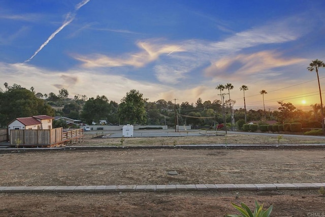 929 Chumash Trl, Vista, CA 92084 - view of yard with volleyball court