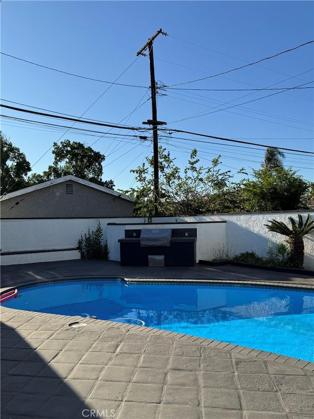 9135 Cord Ave, Downey, CA 90240 - view of swimming pool