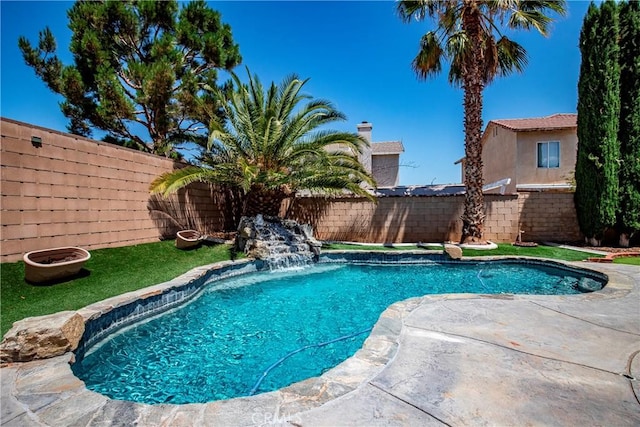 39423 Rowan Ct, Palmdale, CA 93551 - view of swimming pool featuring a fenced backyard and a patio area