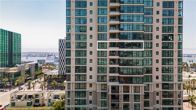 1199 Pacific Unit 1303, San Diego, CA 92101 - view of property featuring a view of city and a water view