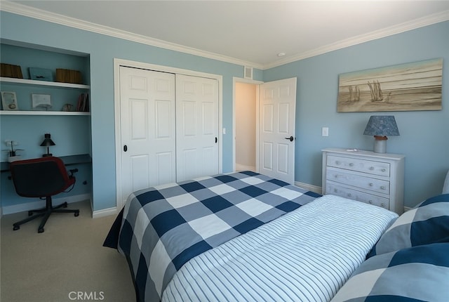 968 Saddlehorn Pl, Newbury Park, CA 91320 - bedroom featuring crown molding, a closet, carpet, and an office area