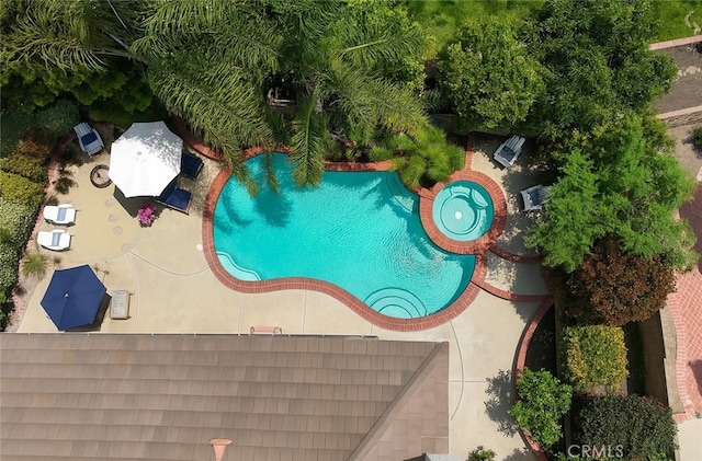 968 Saddlehorn Pl, Newbury Park, CA 91320 - aerial view of a pool