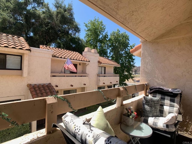 12553 Mapleview St Unit 28, Lakeside, CA 92040 - balcony featuring outdoor lounge area