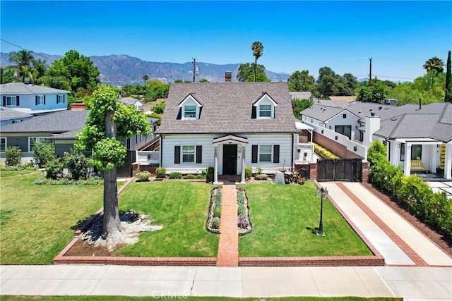 124 S Beachwood Dr, Burbank, CA 91506 - photo 1