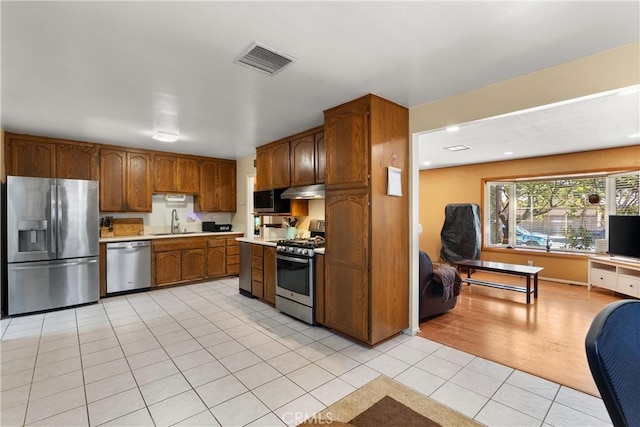 18021 Gulf Ln, Huntington Beach, CA 92646 - photo 7