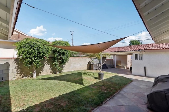 1776 San Bernardino Ave, Pomona, CA 91767 - fenced backyard featuring a patio area