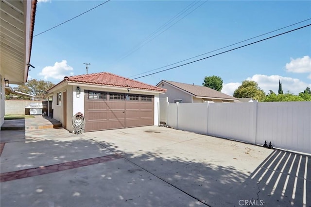 1776 San Bernardino Ave, Pomona, CA 91767 - view of detached garage