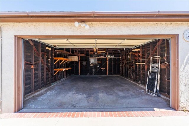 2605 Robinson St, Redondo Beach, CA 90278 - view of garage